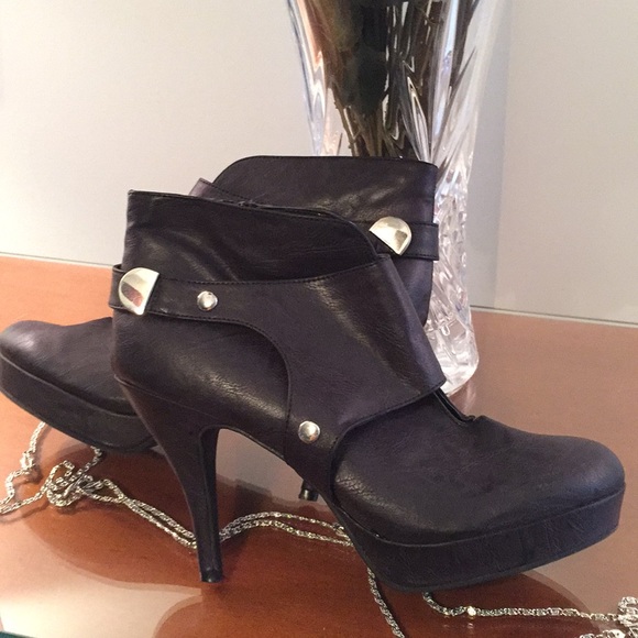 Unlisted shoe boot booty heels - Picture 2 of 8